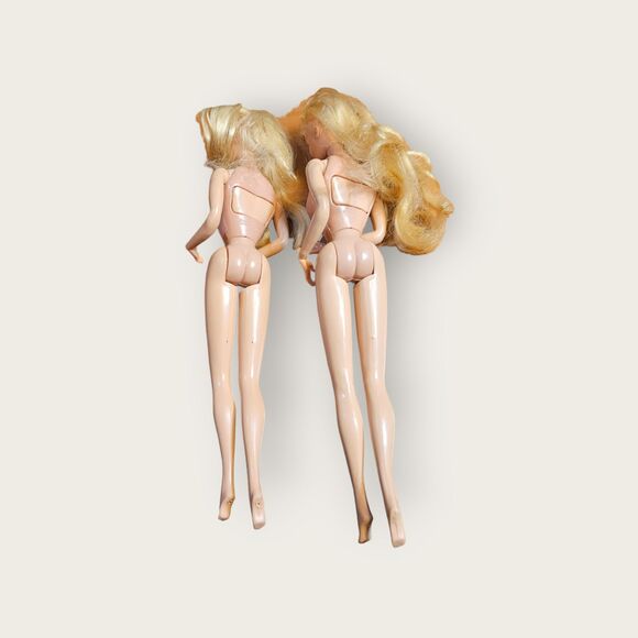(2) Vtg Barbies with Button on back - Picture 2 of 8